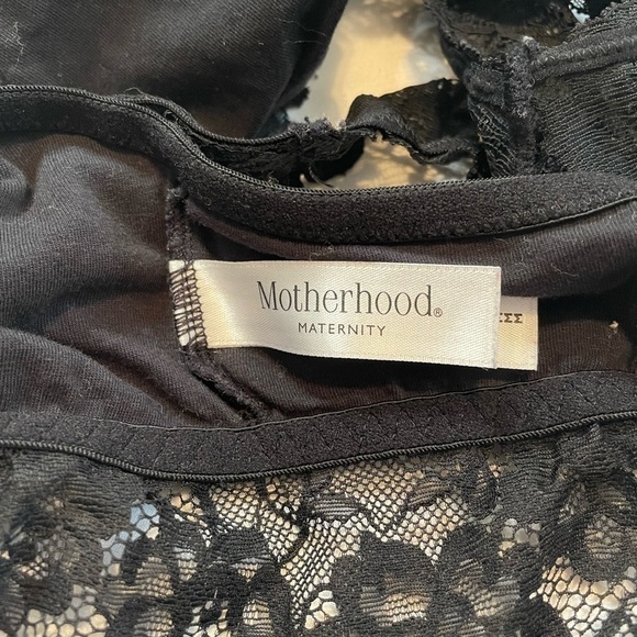 Motherhood maternity size medium black lace bralette - Picture 5 of 5